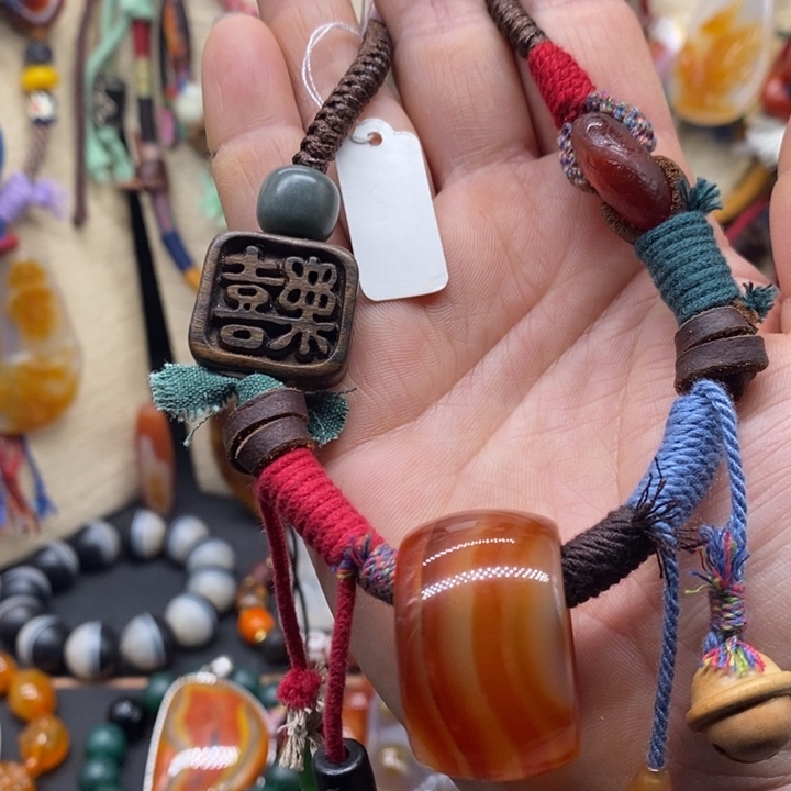 玛瑙/玉髓颈饰未镶嵌