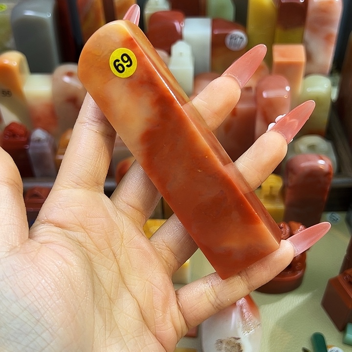 寿山石印石69号芙蓉石巨大一个