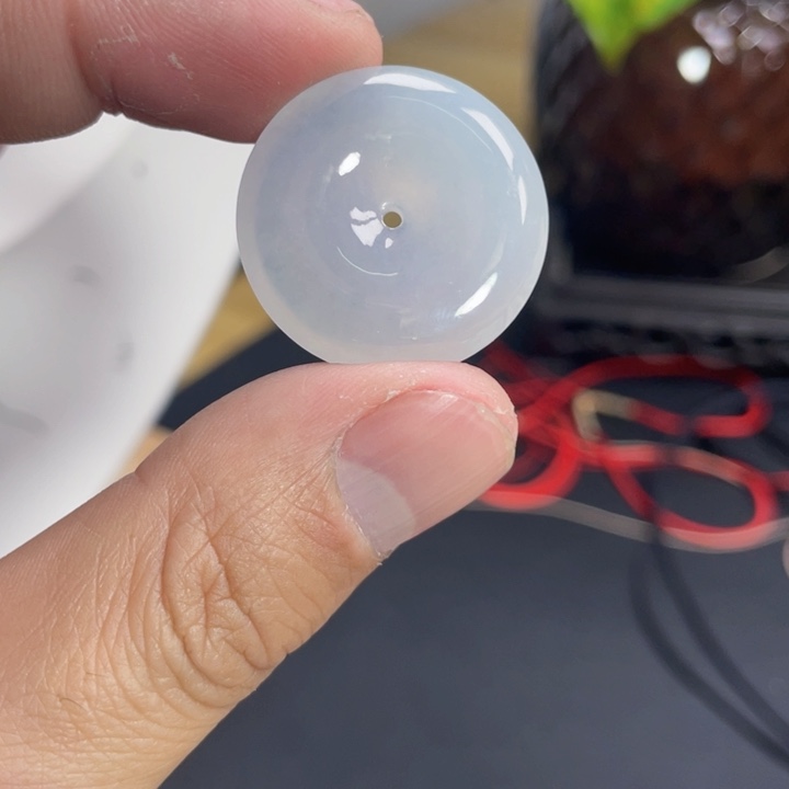 翡翠颈饰未镶嵌646365757677