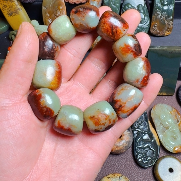 岫岩河磨玉（透闪石质玉）挂件未镶嵌