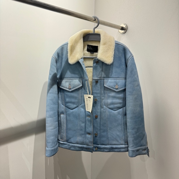 99新 Alexander McQueen/亚历山大·麦昆 bk264 纯色羊羔毛外套 XS