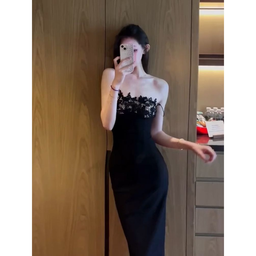 法式纯欲蕾丝拼接黑色吊带连衣裙女秋性感御姐修身晚礼裙包臀长裙