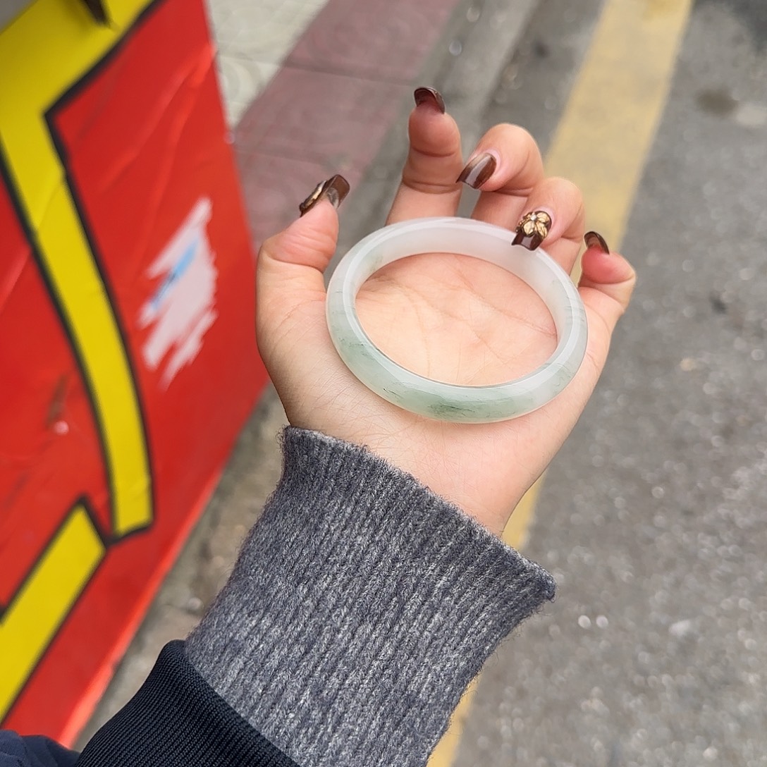 石英质玉未镶嵌手镯