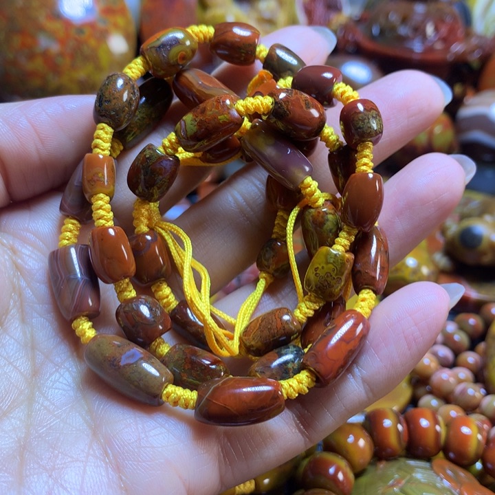 玛瑙/玉髓战国红多圈未镶嵌