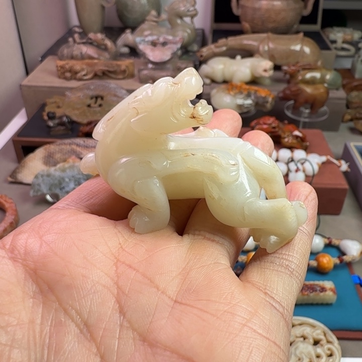 慎***এ和田玉（糖玉）未镶嵌颈饰