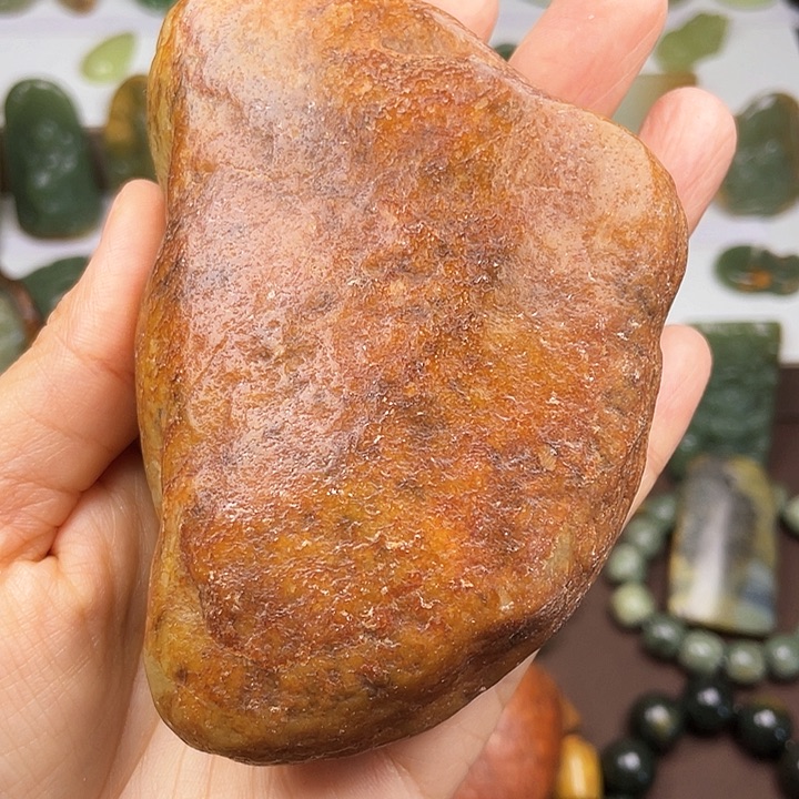 岫岩河磨玉（透闪石质玉）颈饰未镶嵌