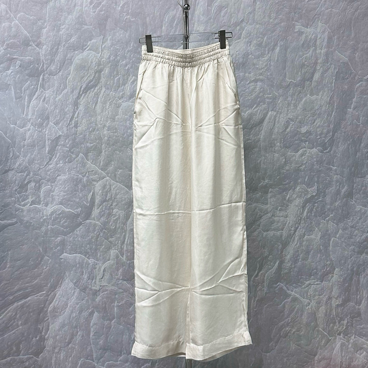 99新 Prada/普拉达 三角钢标桑蚕丝长裤 40码 D17787