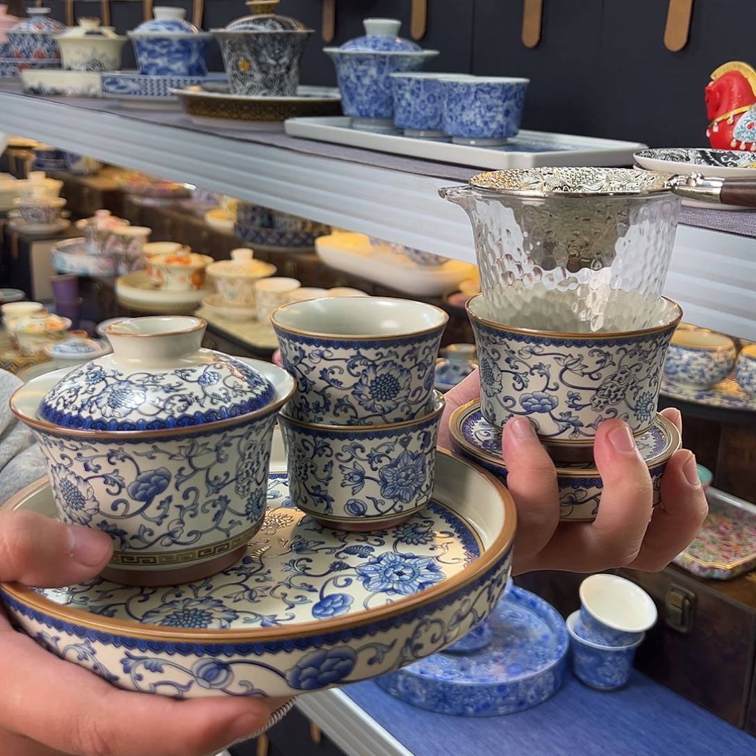 我们的目标是成为一个优秀的人