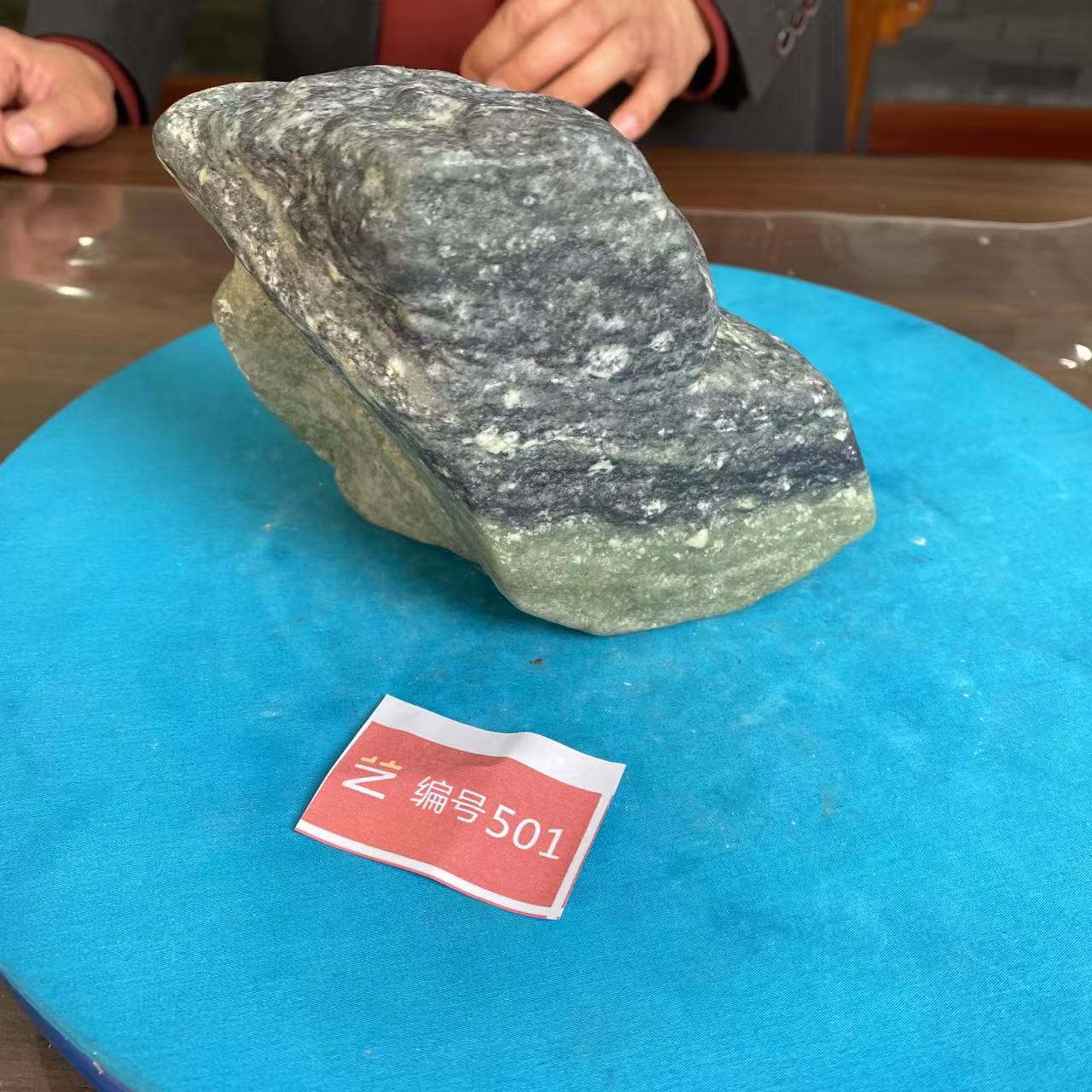 现货新疆玉料原石发一件编号501