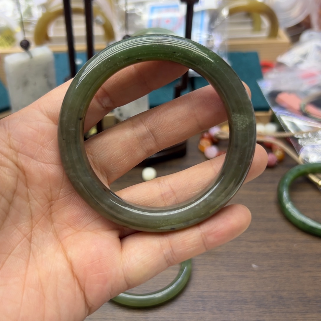 和田玉未镶嵌手镯56圈围707