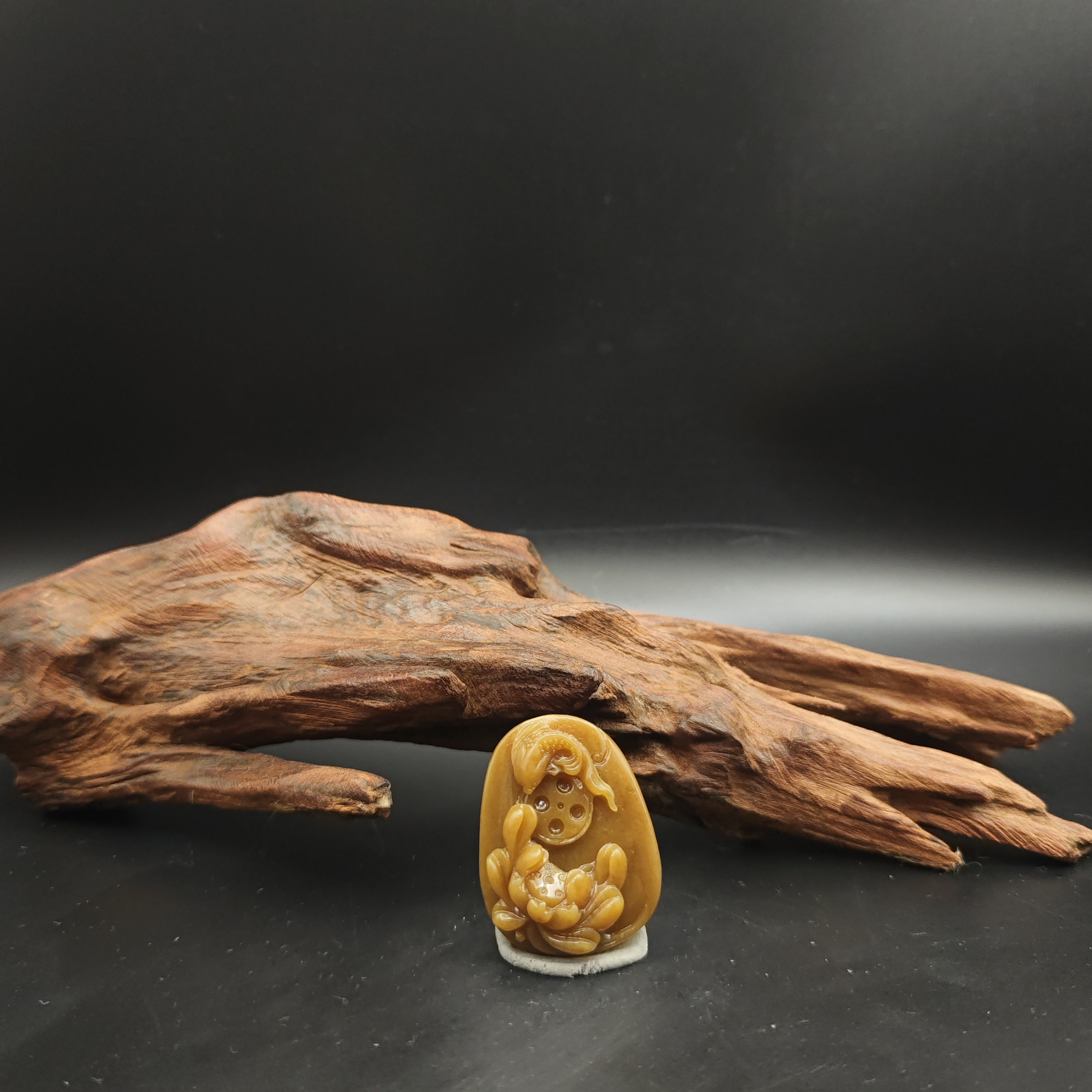 Z和田玉莲花吊坠1924