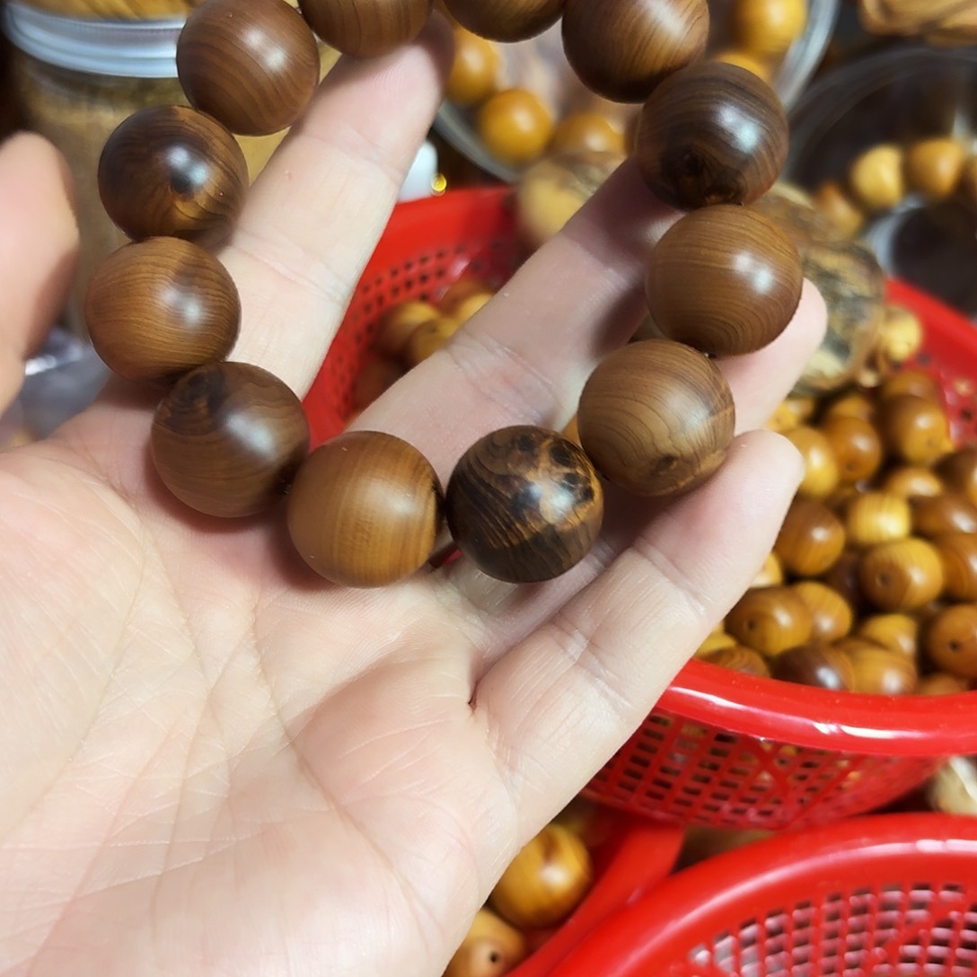 柏木（崖柏）J*y太行崖柏2.0干黑油特殊纹理