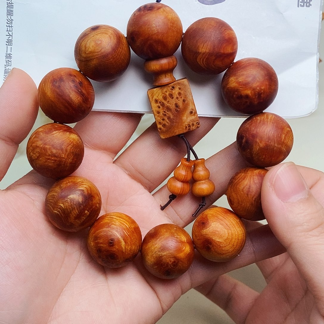 小***小柏木（崖柏）瑕疵瑕疵4