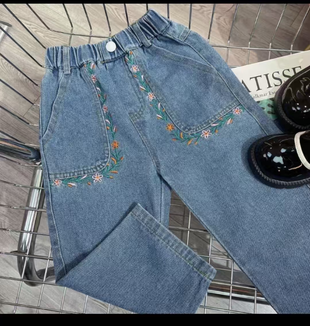 51011--M15韩版女童刺绣直筒牛仔长裤秋款