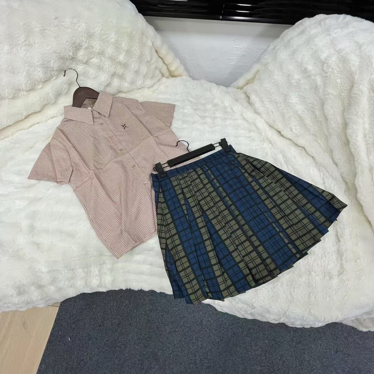 [胖鹅张]学院风格子百褶半裙短袖衬衣1021[实物以直播间展示为准]