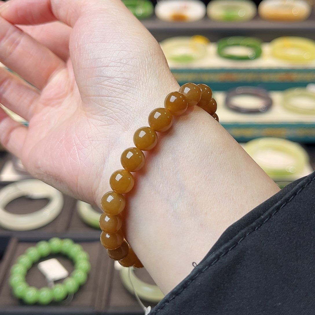 和田玉手镯未镶嵌老红糖