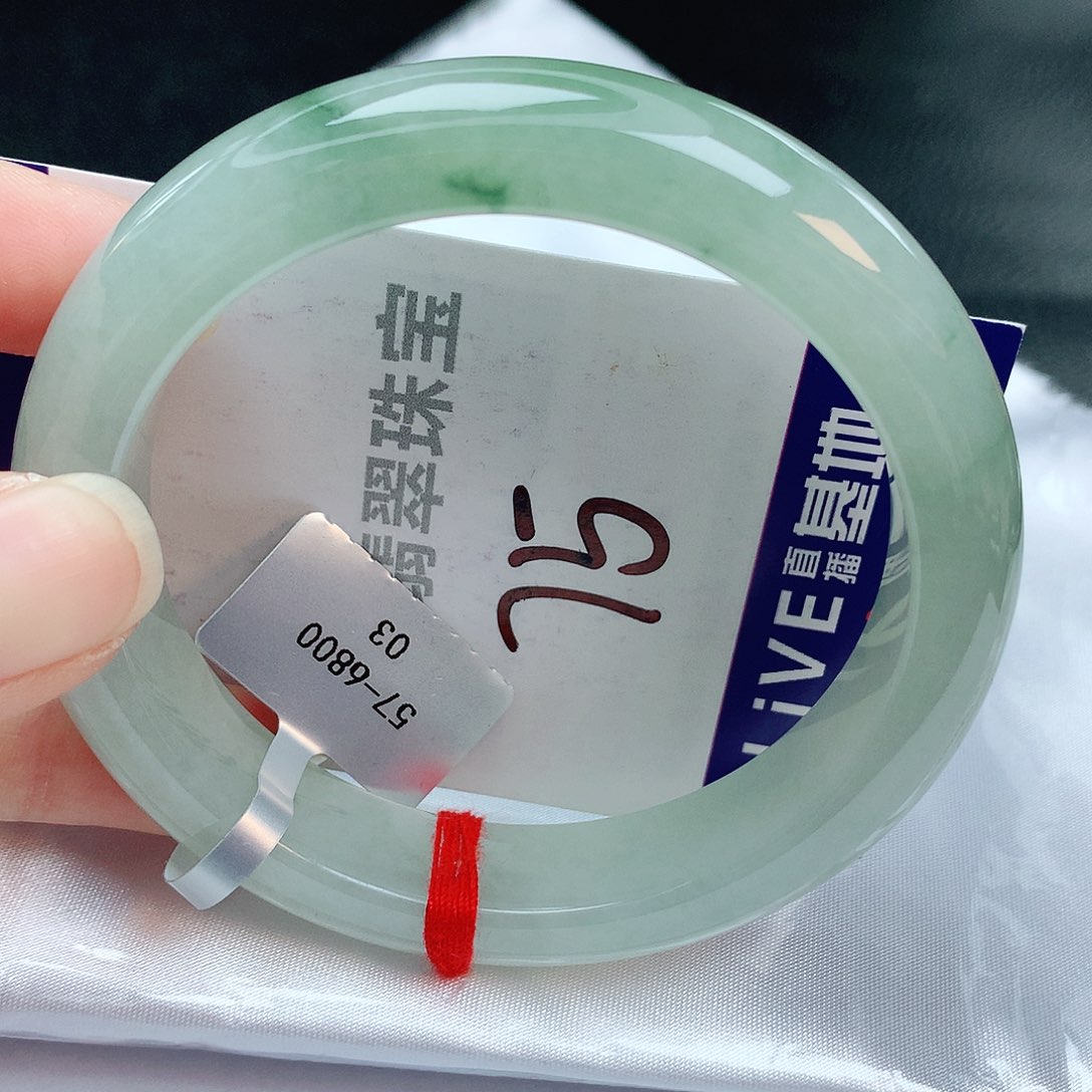 翡翠手镯未镶嵌缅甸天然A货翡翠手镯