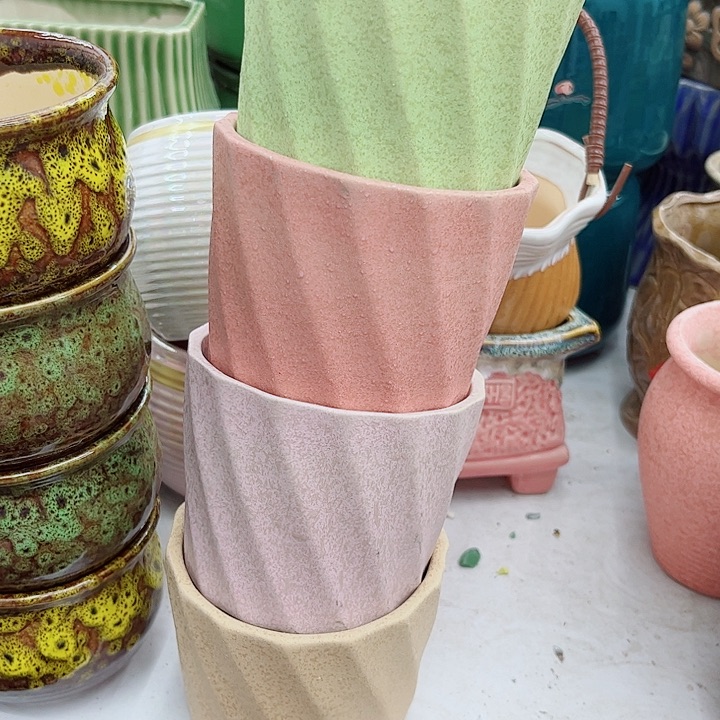 多肉绿植陶瓷花盆9.9包邮，有孔