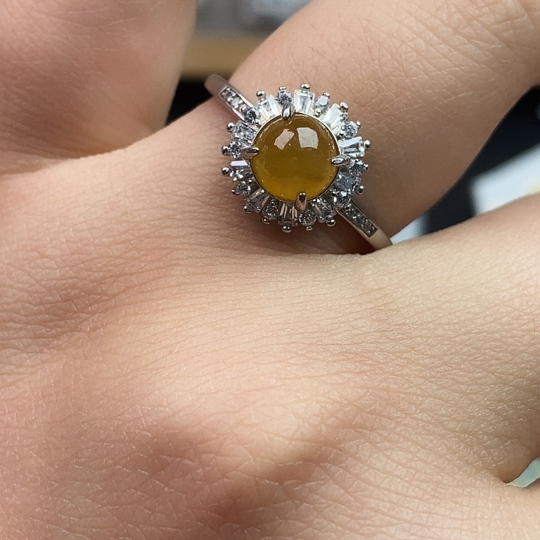 翡翠未镶嵌戒指翡翠