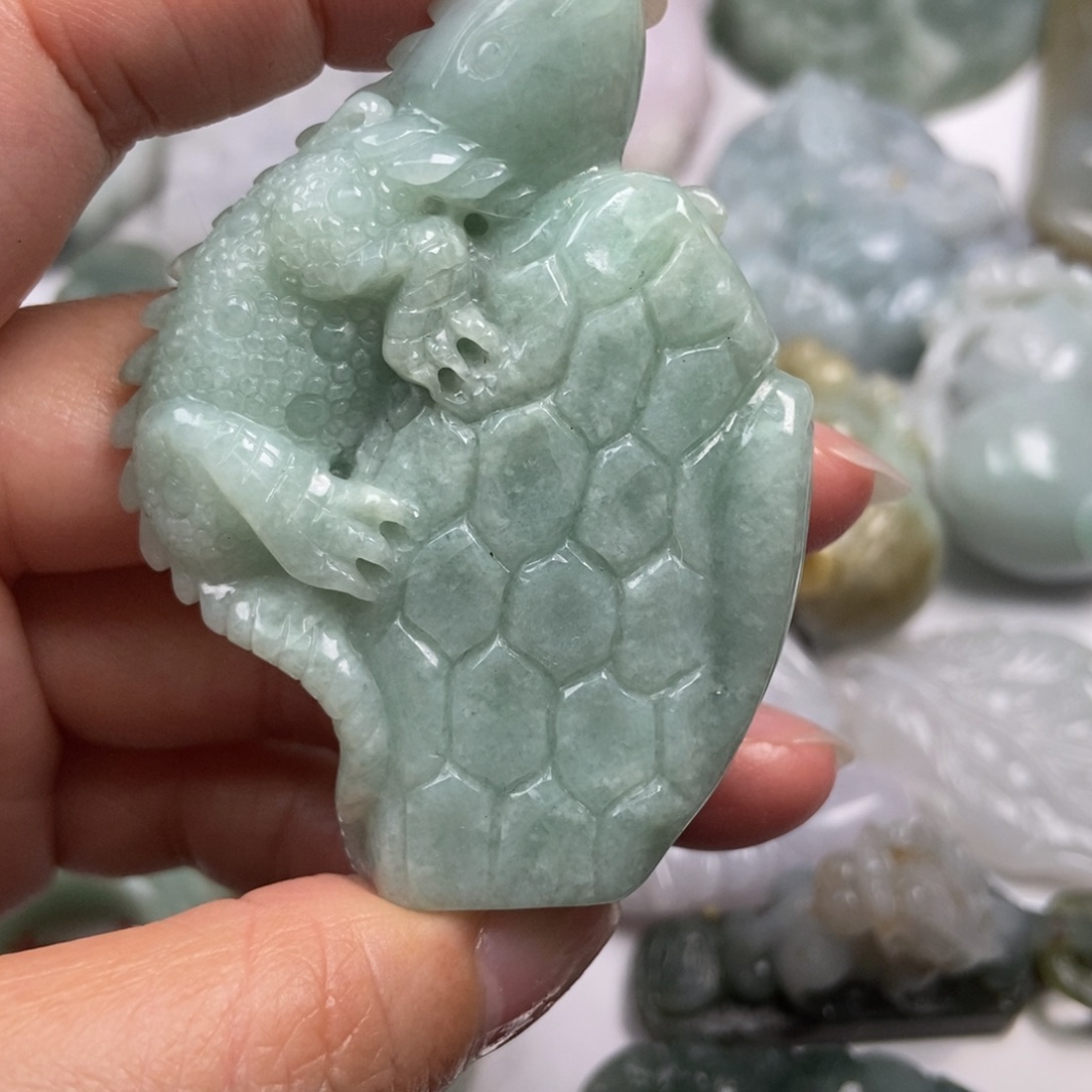定制翡翠未镶嵌翡翠