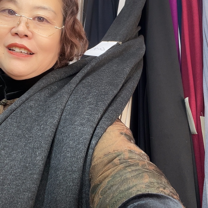 灰羊绒（604）号1.1米面料