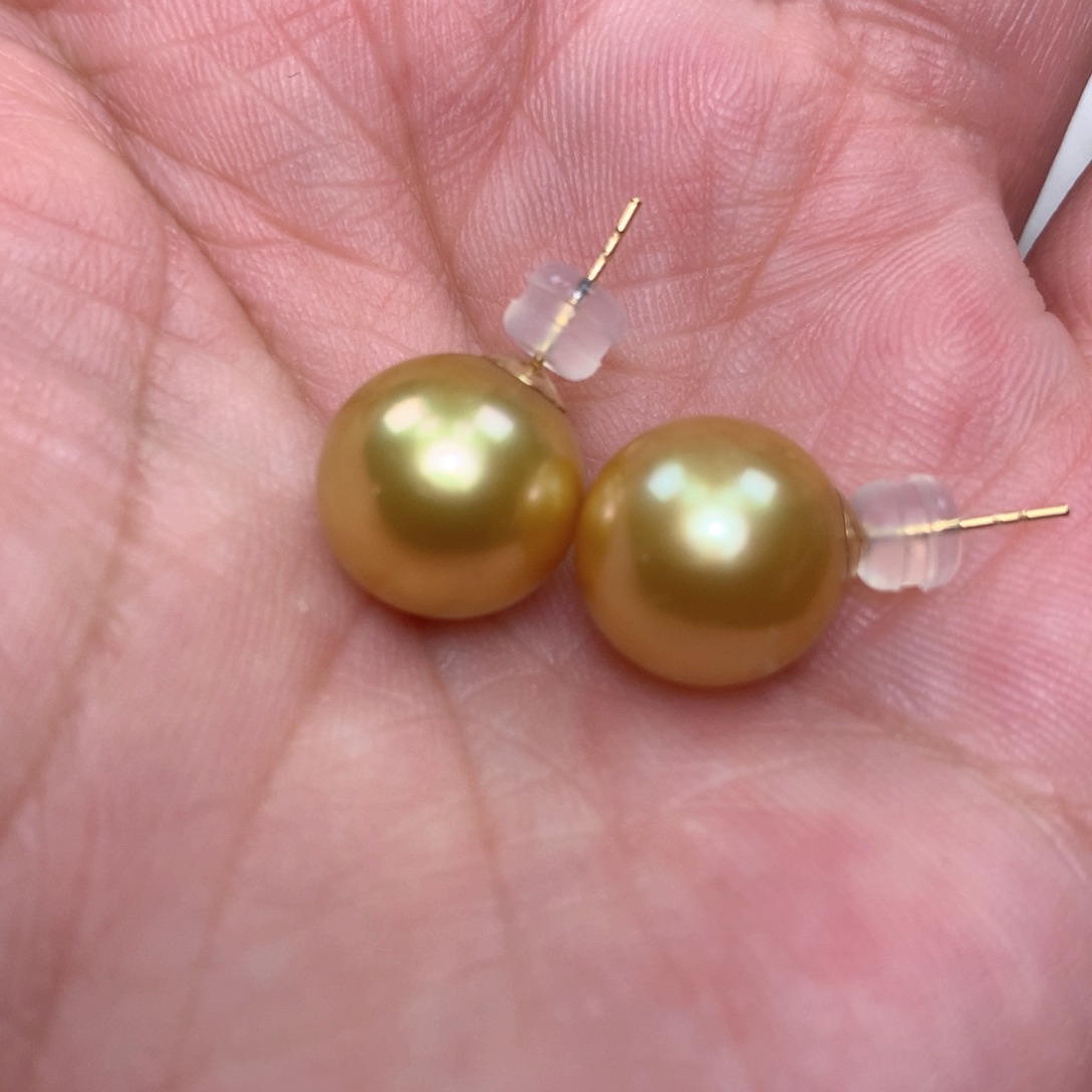 18K金镶嵌耳饰海水珍珠
