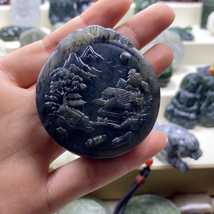 和田玉颈饰未镶嵌