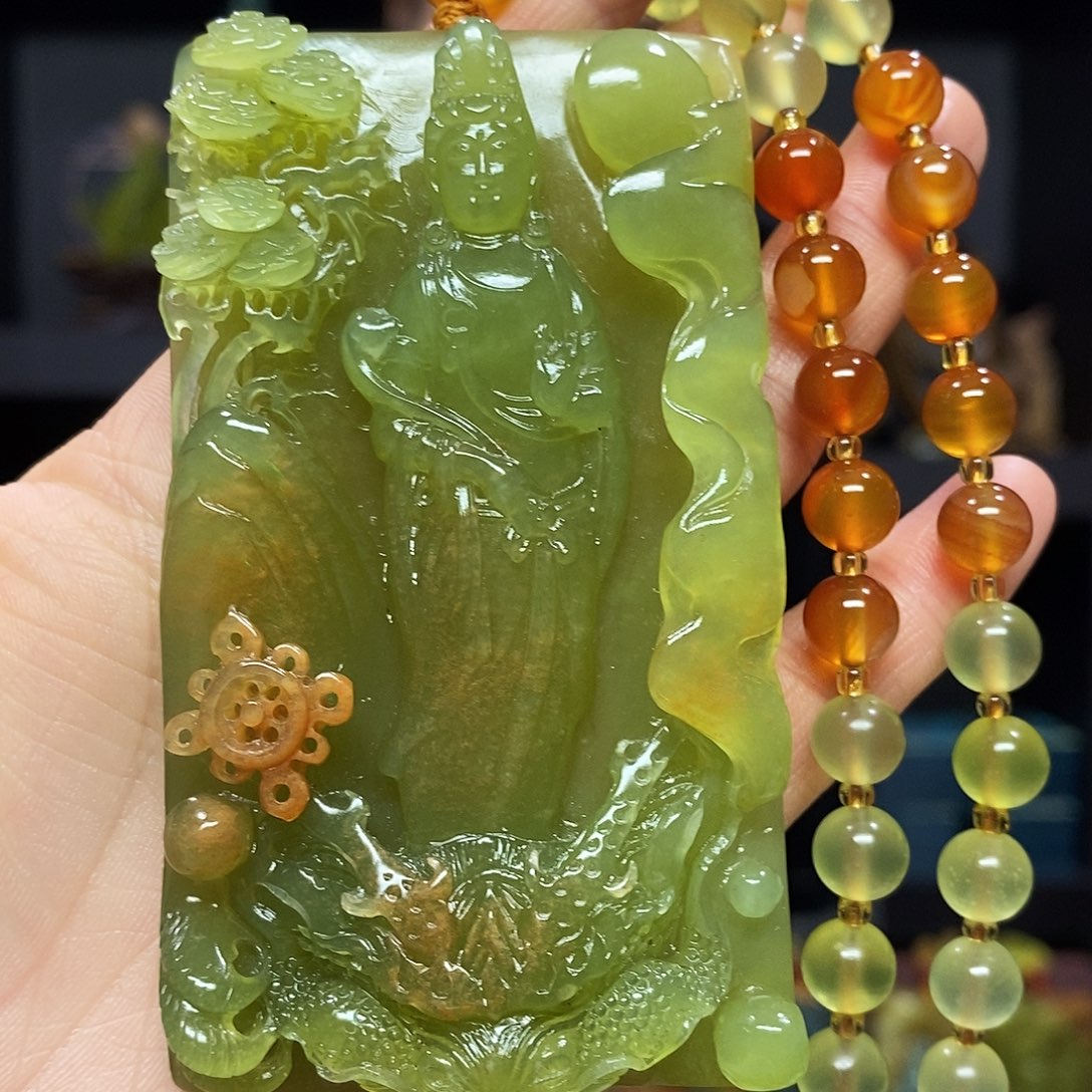 未镶嵌岫玉挂件吊坠