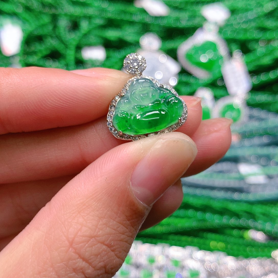 翡翠手串未镶嵌天然翡翠