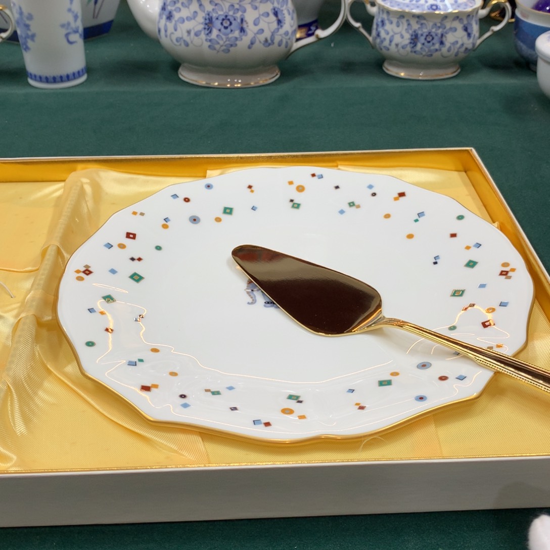 摆件全是大漂亮瓷器啊美美哒
