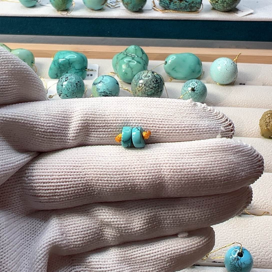 绿松石配饰未镶嵌