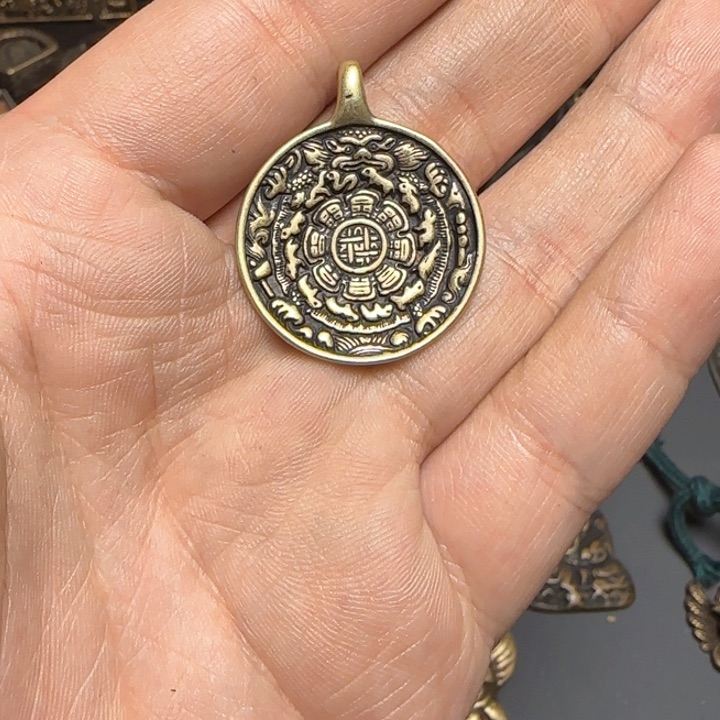 泥塑精品小元素品相完美的话