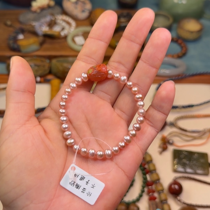 陶***然南红玛瑙未镶嵌手链