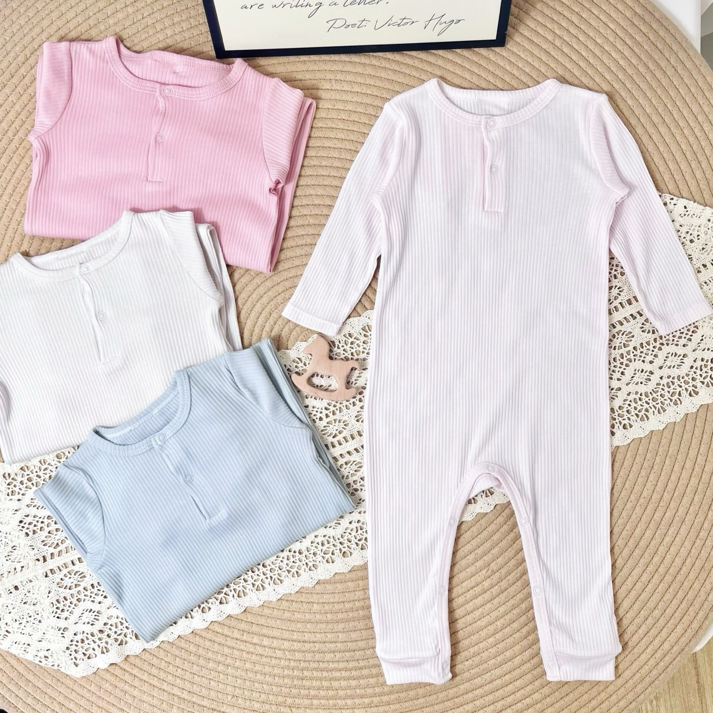 纯色坑条莫代尔舒适宝宝两粒扣长袖连体长爬空调服春秋