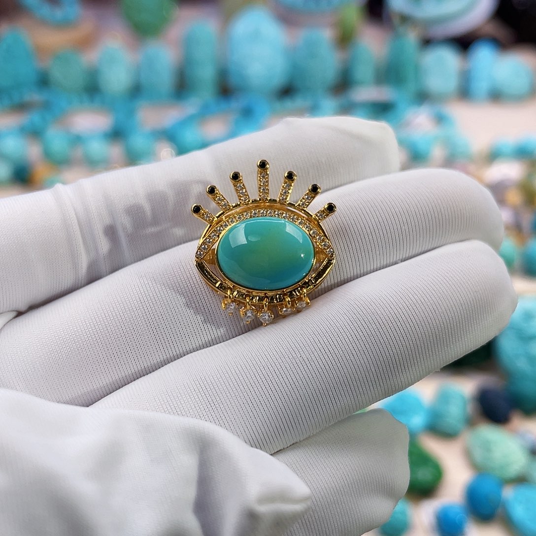 绿松石珠宝奇石18K金镶嵌