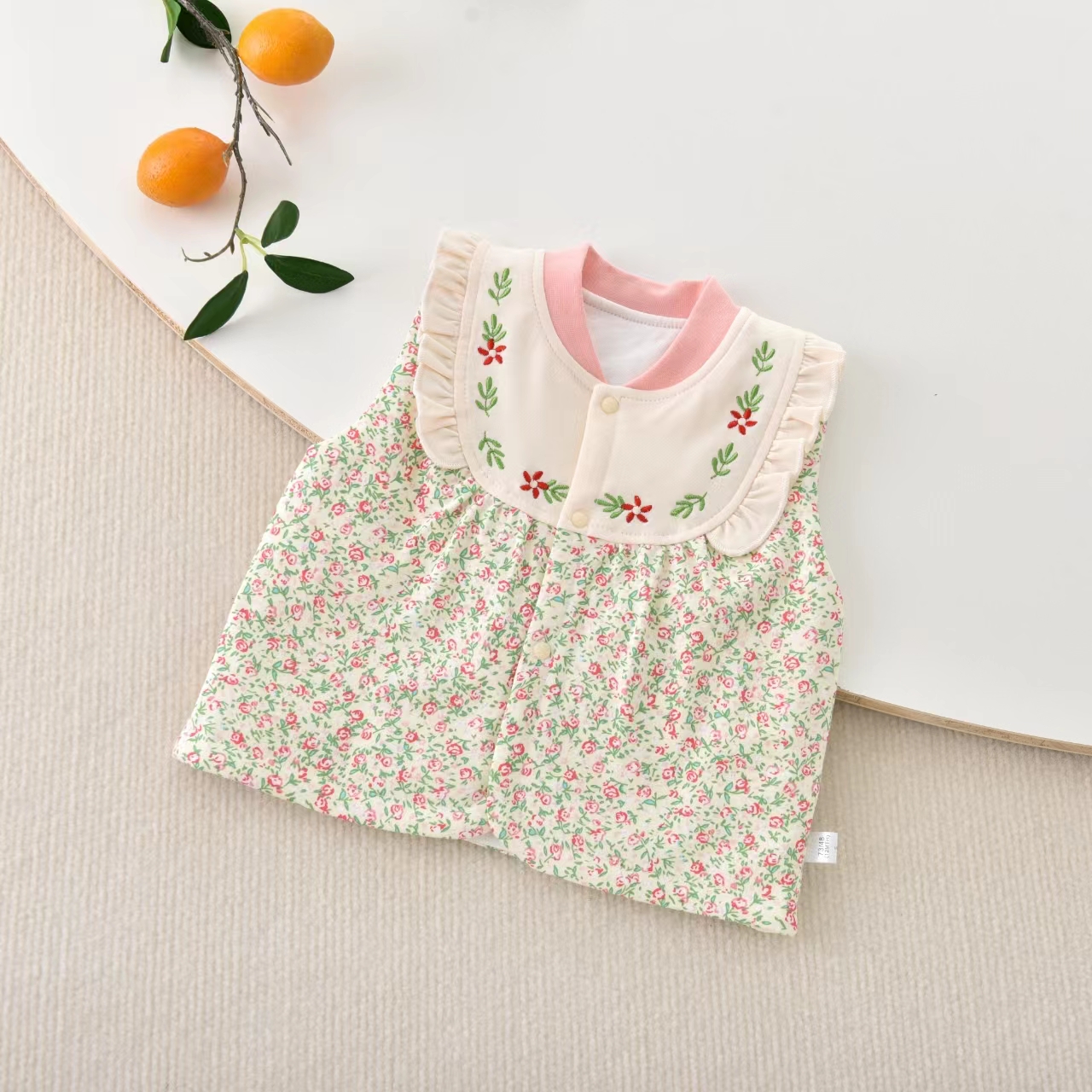 6 婴儿马甲女宝宝夹棉小背心外穿可爱坎肩秋冬款季保暖护肚马夹