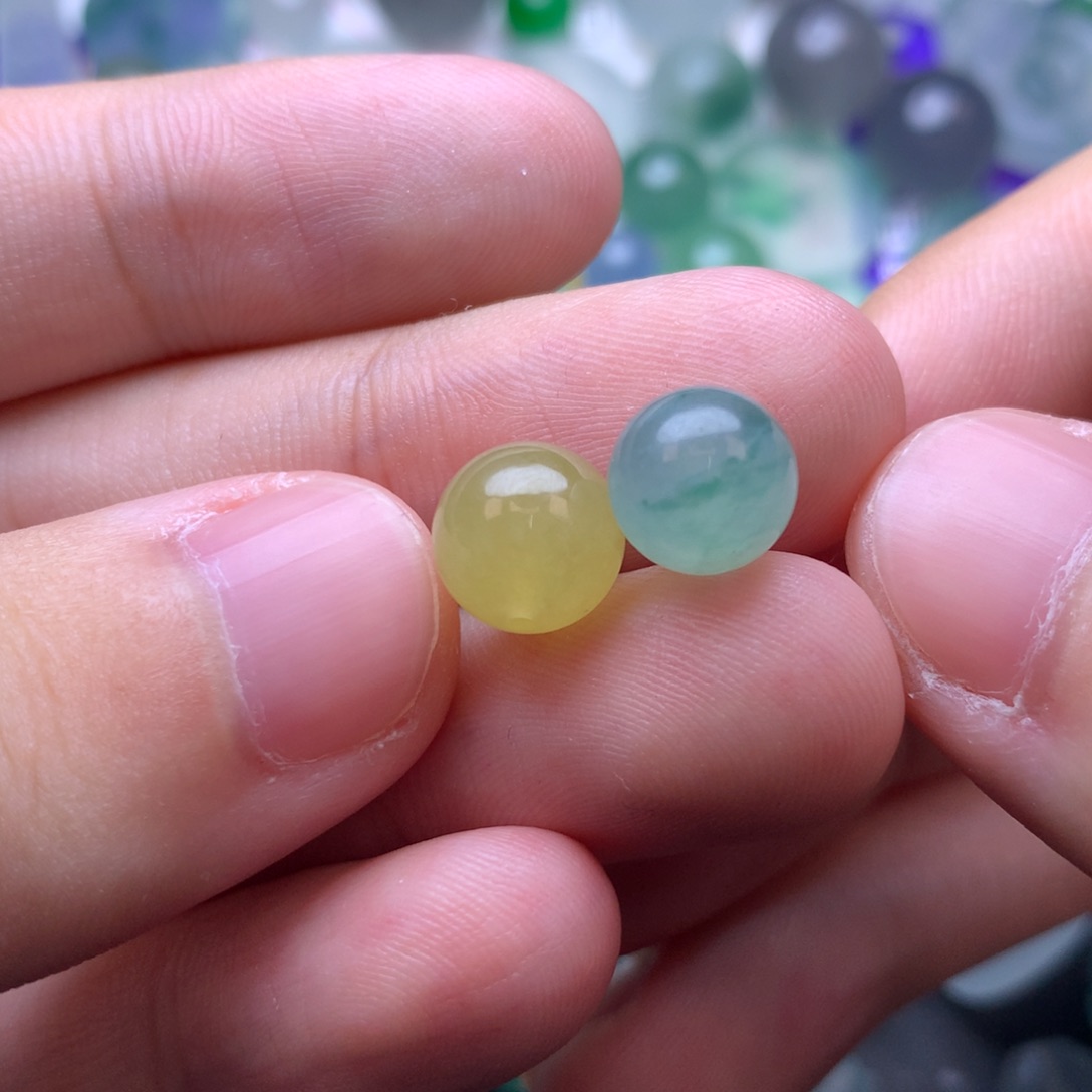 定制翡翠未镶嵌珠子