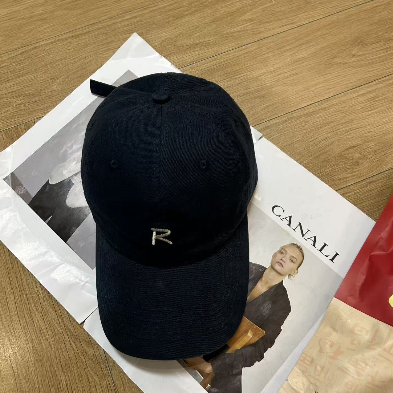 日常通勤简约休闲百搭//烤//ya//字母刺绣鸭舌帽Y1340