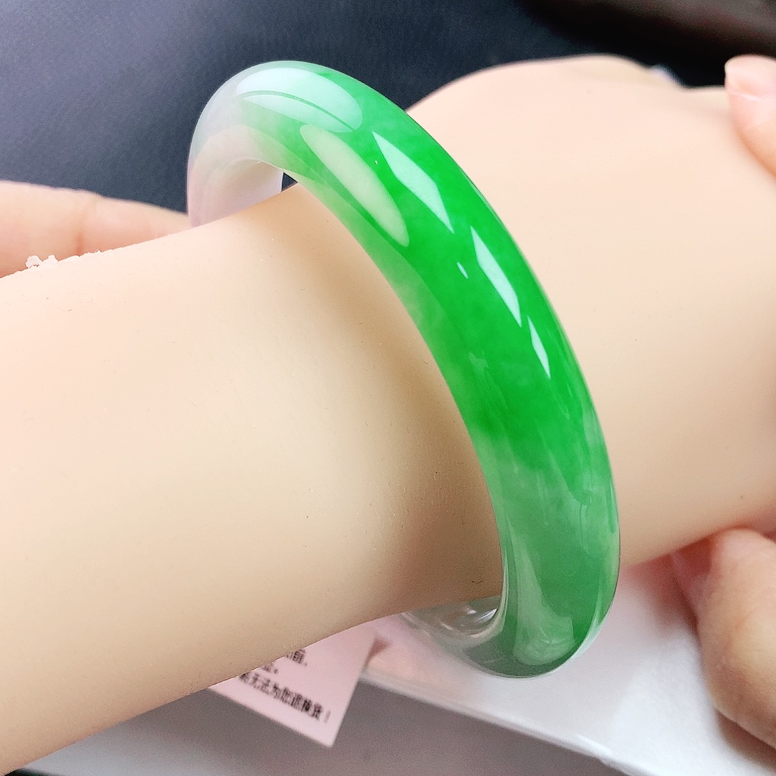 未镶嵌手镯翡翠58圈