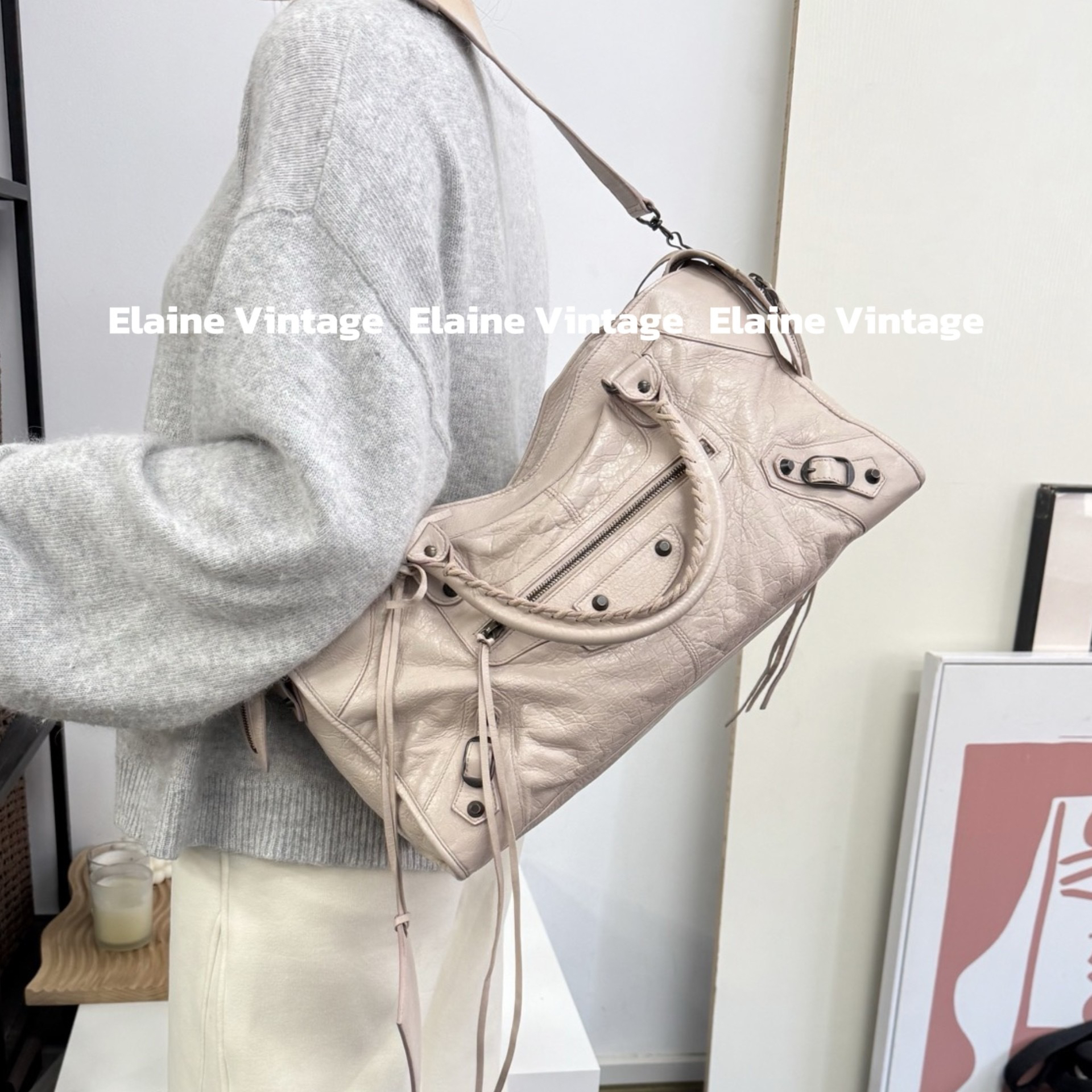 95新 Balenciaga/巴黎世家 CITY奶油粉枪扣大号机车包42cm/Y1049