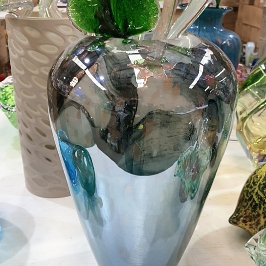 琉璃花瓶高31厘米口径9厘米