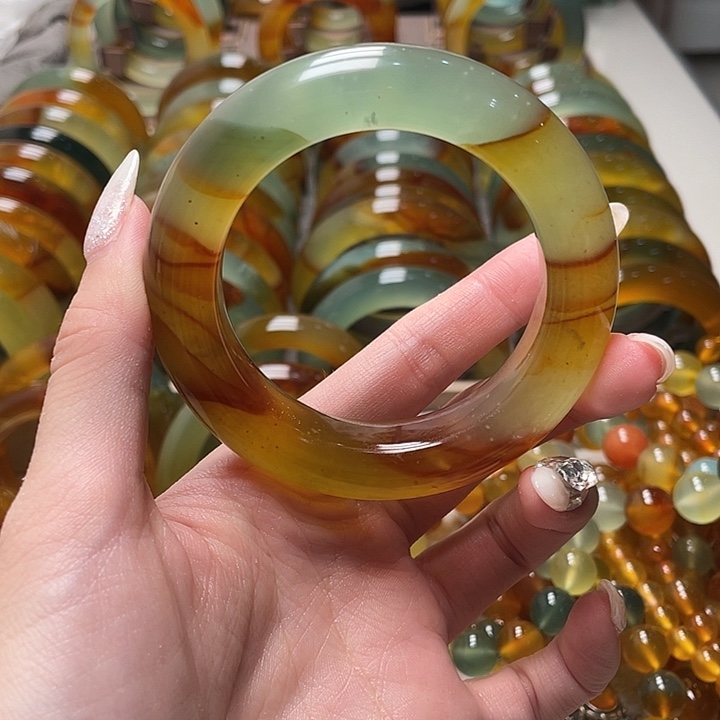 蛇纹石玉未镶嵌手镯54.5