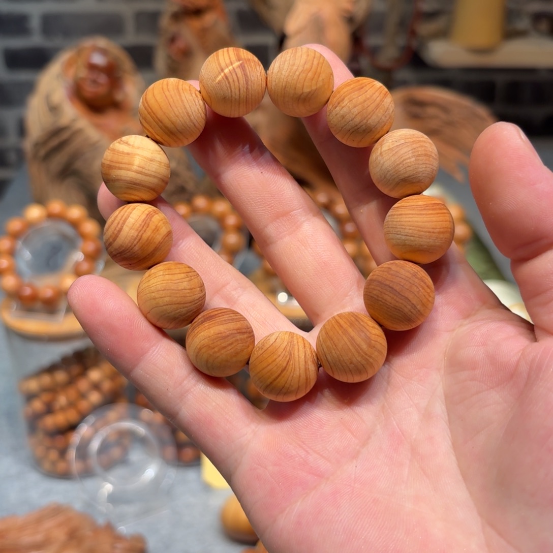 柏木1.8毛珠手串，太行崖柏