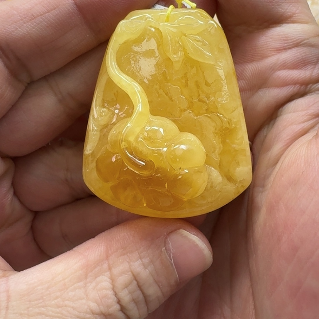 琥珀未镶嵌珠宝奇石185