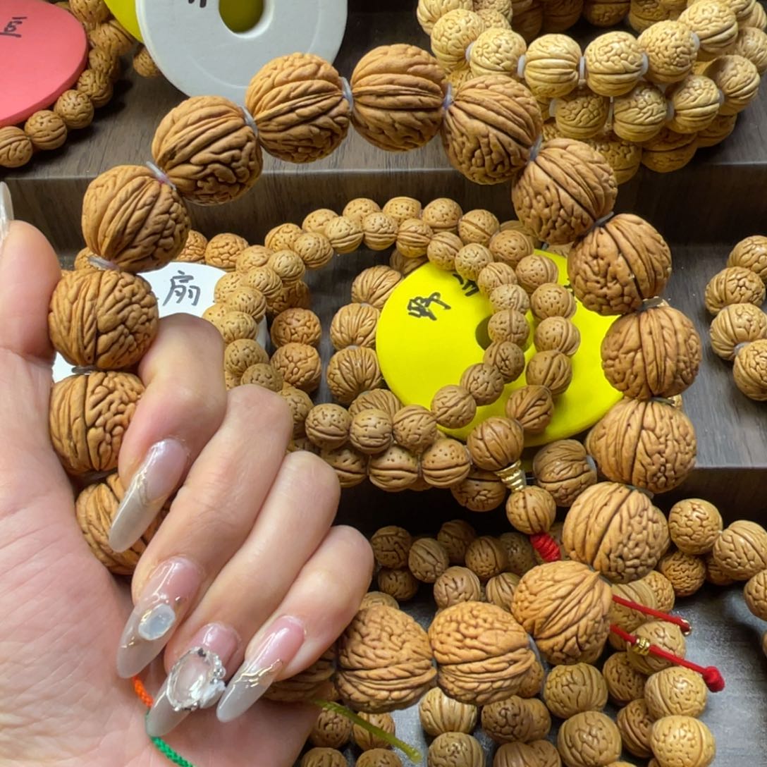 桃核手串大龙鳞王