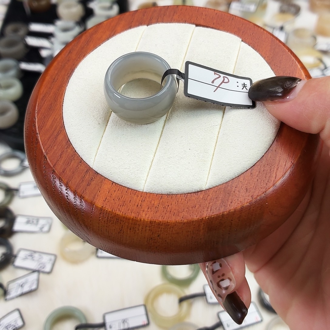 和田玉（糖玉）未镶嵌戒指Q20烟紫墩墩内径17.6港码15