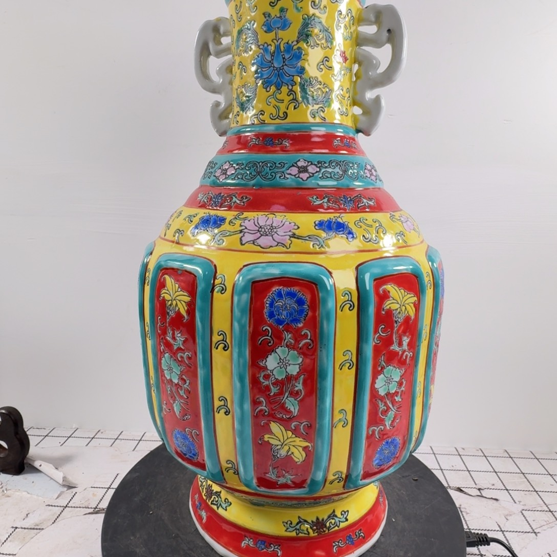 波***瓶粉彩花卉纹陶瓷瓶