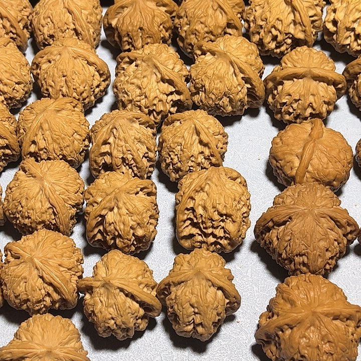 文玩核桃把件4对原生树野生