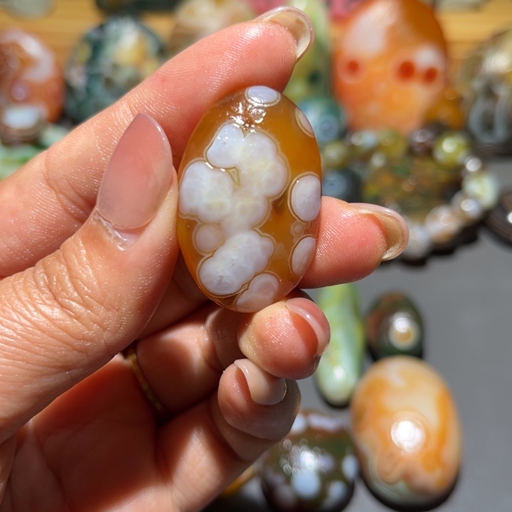 未镶嵌颈饰玛瑙/玉髓