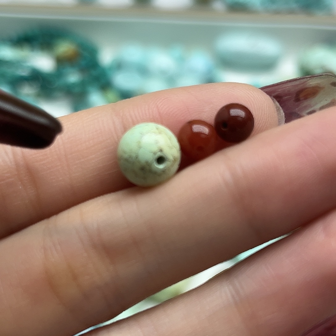 南红玛瑙未镶嵌珠宝奇石